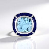 Colgante en plata con Topacio azul suizo