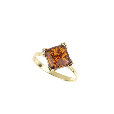 Zilveren ring met een Baltische barnsteen (dagen)