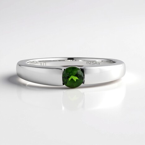 Anello in argento con Diopside Russo