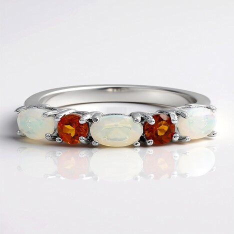 Anello in argento con Opale di Welo