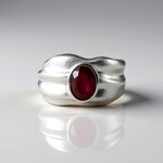 Anello in argento con Rubino del Madagascar (de Melo Essence)