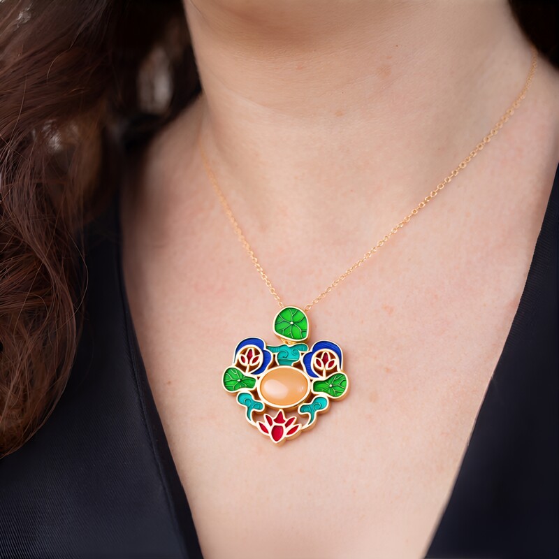 Collana in argento con Pietra di Luna Pesca (Adela Silber)