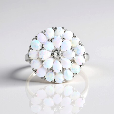 Anello in argento con Opale di Welo