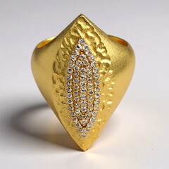 Anello placcato in oro con Topazio Bianco (MONOSONO COLLECTION)