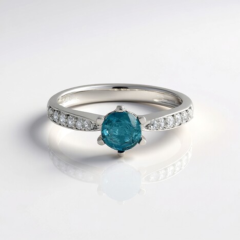 Bague en argent et Kyanite bleu pétrole