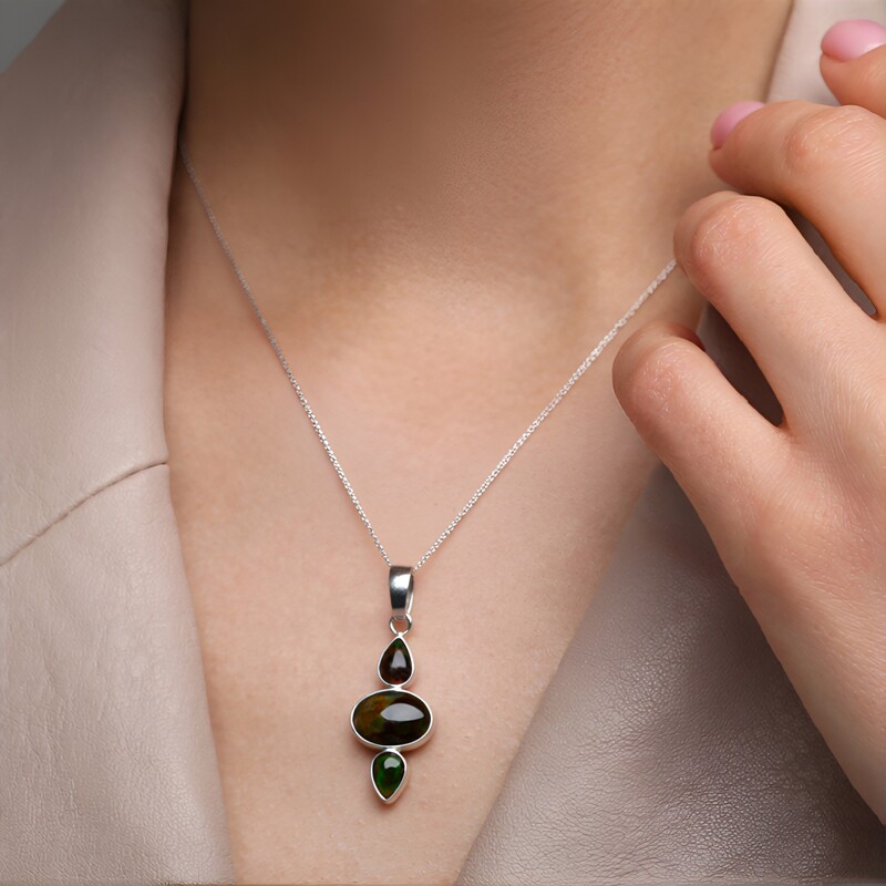 Colgante en plata con Ammolita (Bali Barong)