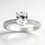 Anello in argento con Topazio Bianco