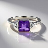 Anello in argento con Ametista del Marocco