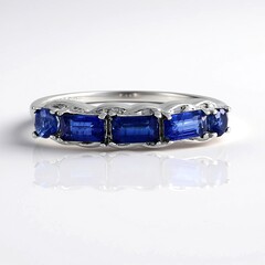 Anello in argento con Cianite del Nepal