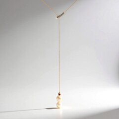 Collana in oro con Perla Akoya (Michelle Albala)