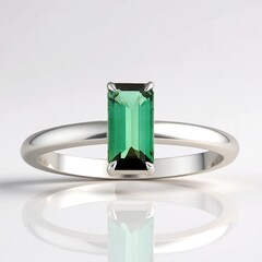 Anello in argento con Indicolite (Adela Silber)