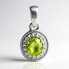 Ciondolo in argento con Sfene