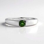 Anello in argento con Diopside Russo