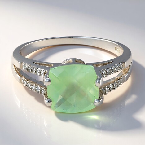 Anello in argento con Prehnite