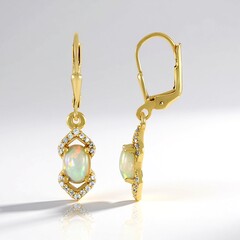 Orecchini in argento con Opale di Welo