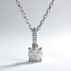 Collana in oro con Diamante SI1 (H)