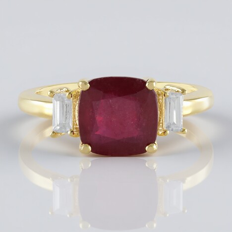 Anello in argento con Rubino del Madagascar
