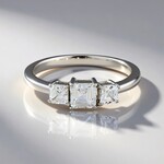 Anello in argento con Zircone