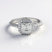 Anello in argento con Zircone