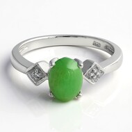 Anello in argento con Crisoprasio Imperiale