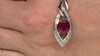 Colgante en plata con Rubí de Mozambique (de Melo Essence)