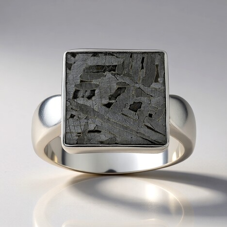 Anello in argento con Meteoriti di Aletai