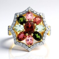 Anillo en plata con Turmalina rosa de Brasil (de Melo Essence)