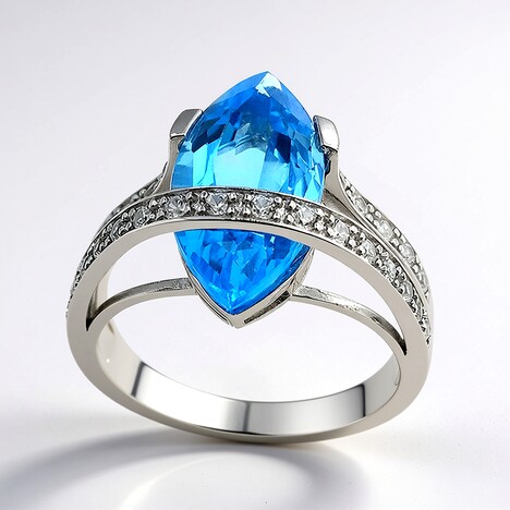 Anello in argento con Topazio Marambaia