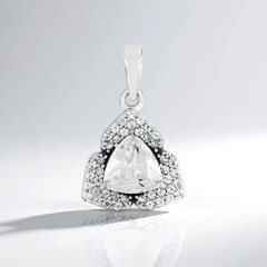 Ciondolo in argento con Zircone (Adela Silber)
