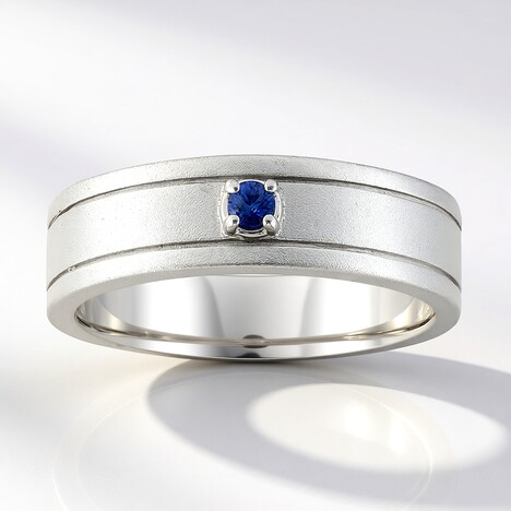 Anello in argento con Benitoite