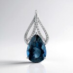 Pendentif en argent et Topaze bleu de Londres (de Melo Essence)
