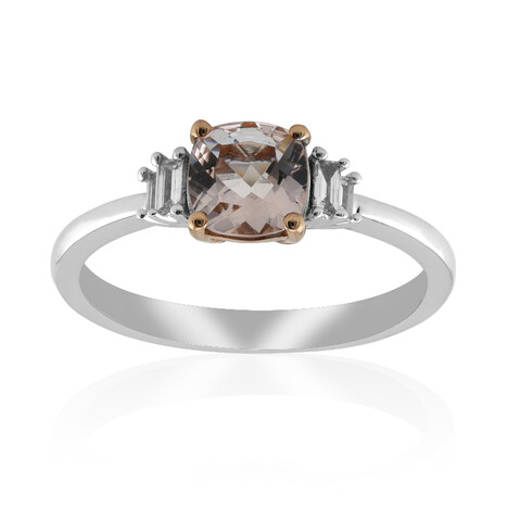 Anello in oro con Morganite AAA