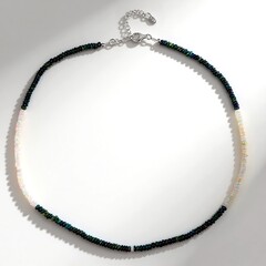 Collana in argento con Opale Mezezo