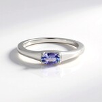 Anello in argento con Tanzanite