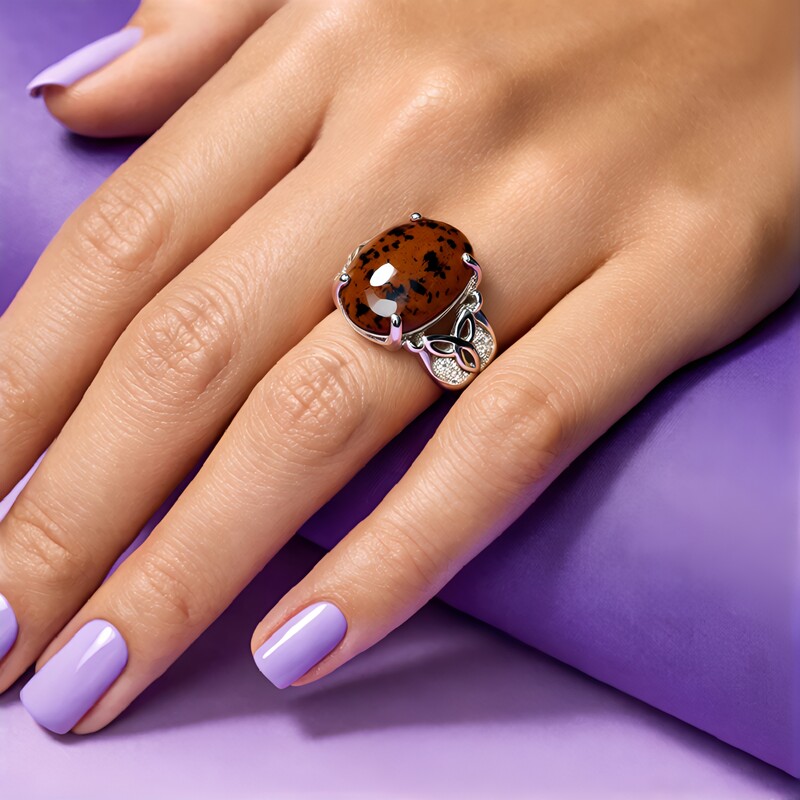 Anello in argento con Ossidiana Mogano