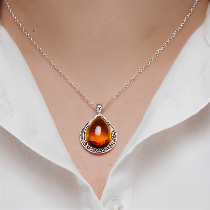 Colgante en plata con Ámbar del Báltico amanecer (dagen)
