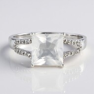 Bague en argent et Quartz Lune glacée