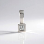 Colgante en plata con Diamante I3 (H)