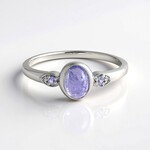 Anello in argento con Tanzanite