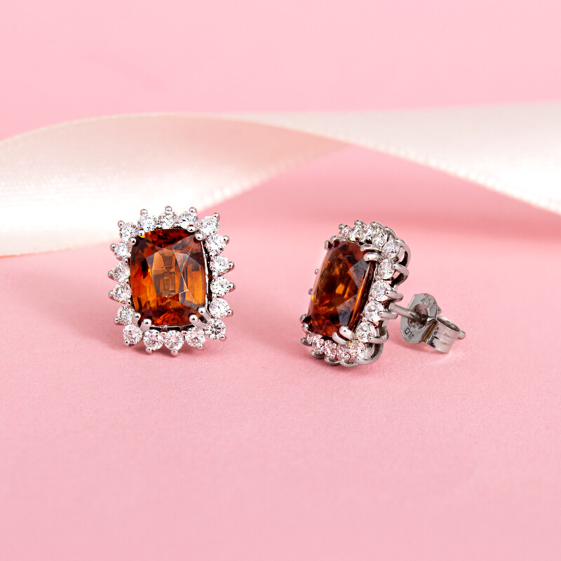 Pendientes en oro con Zircón crepúsculo (AMAYANI)