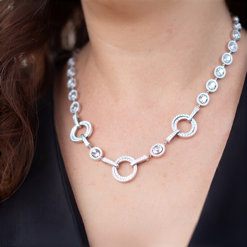 Collar en plata con Topacio blanco