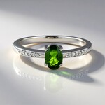 Anello in argento con Diopside Russo