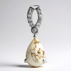 Ciondolo in argento con Magnesite