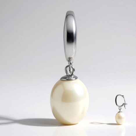 Ciondolo in argento con Perla di Acqua Dolce