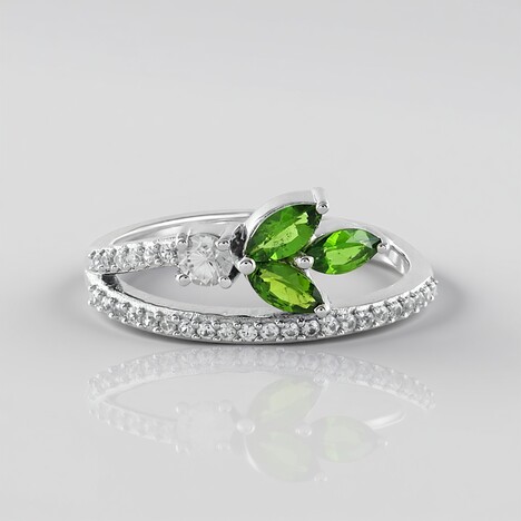 Anello in argento con Diopside Russo