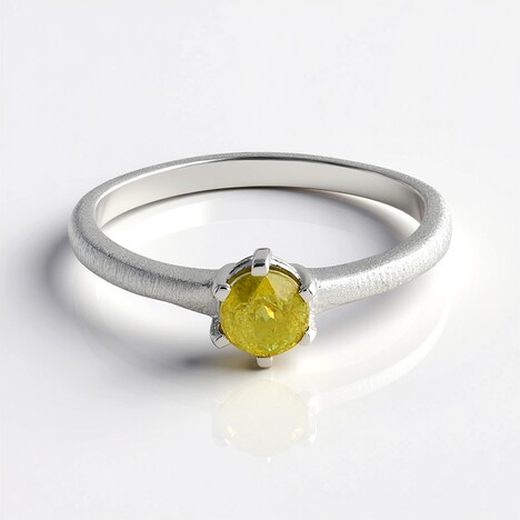 Anello in argento con Sfene