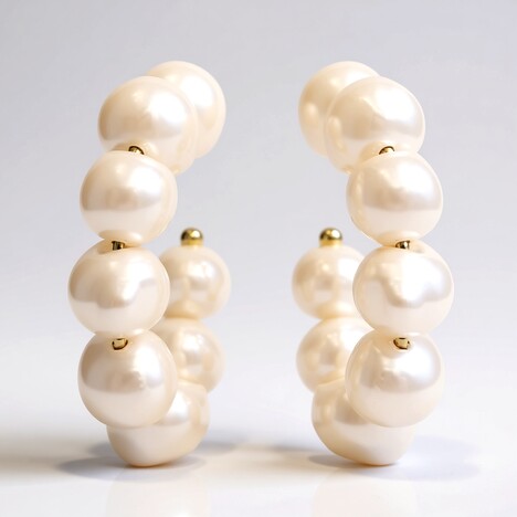 Boucles d'oreilles en argent et Perle blanche de culture d'eau douce (Joias do Paraíso)
