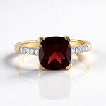 Anello in oro con Granato Mozambico (SUHANA)