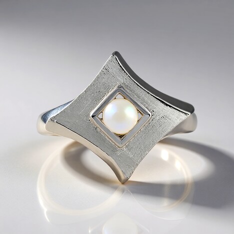 Anello in argento con Pietra di Luna Arcobaleno AAA (MONOSONO COLLECTION)