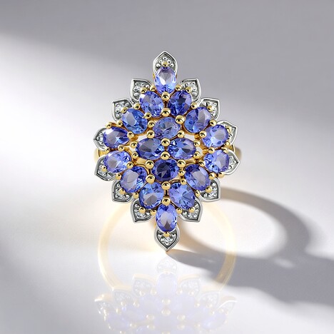 Anello in argento con Tanzanite
